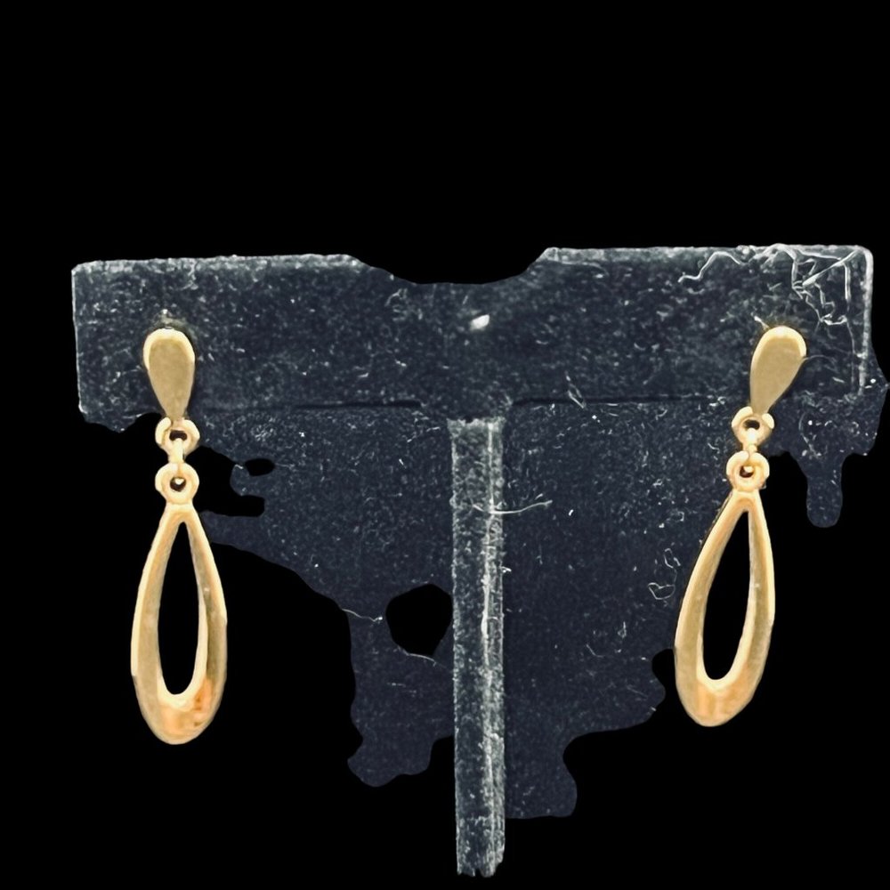Lot of 6 Gold Tone Pierced Earrings (4660) - Picture 7 of 8